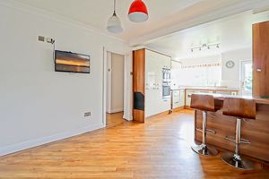 Kitchen/Diner- click for photo gallery